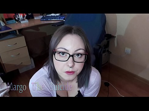 ❤️ Vajza seksi me syze thith Dildo thellë në kamera ❌ Video e ndyrë  tek ne ☑